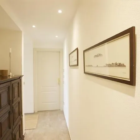 Sleeps 16