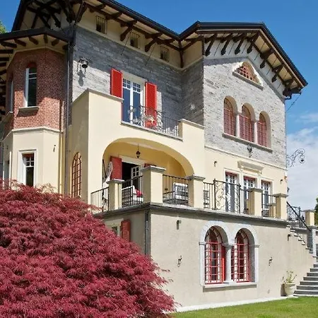 Sleeps 16 Villa Premeno